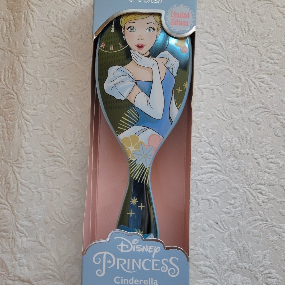 Limited Edition Cinderella 2 Wetbrush
